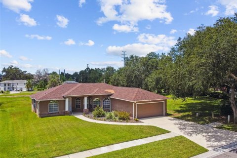 Villa ou maison à vendre à Zephyrhills, Floride: 3 chambres, 150.78 m2 № 1918296 - photo 12