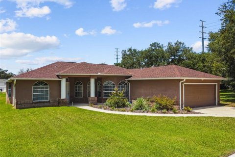 Villa ou maison à vendre à Zephyrhills, Floride: 3 chambres, 150.78 m2 № 1918296 - photo 3