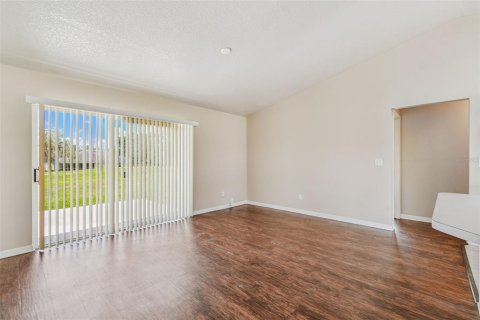 Villa ou maison à vendre à Zephyrhills, Floride: 3 chambres, 150.78 m2 № 1918296 - photo 28