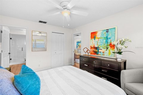 Condo in Clearwater, Florida, 2 bedrooms  № 1793129 - photo 16