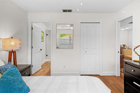 Condo in Clearwater, Florida, 2 bedrooms  № 1793129 - photo 15