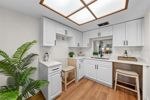Condo in Clearwater, Florida, 2 bedrooms  № 1793129 - photo 13
