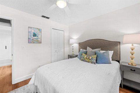 Condo in Clearwater, Florida, 2 bedrooms  № 1793129 - photo 20