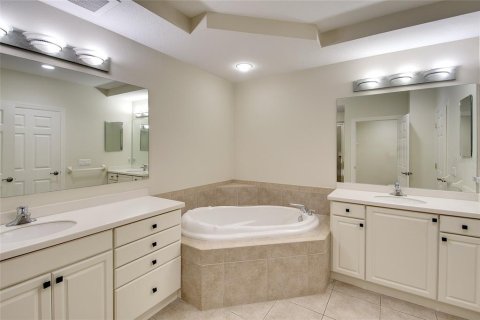 Condominio en venta en Sarasota, Florida, 2 dormitorios, 158.49 m2 № 2145096 - foto 12