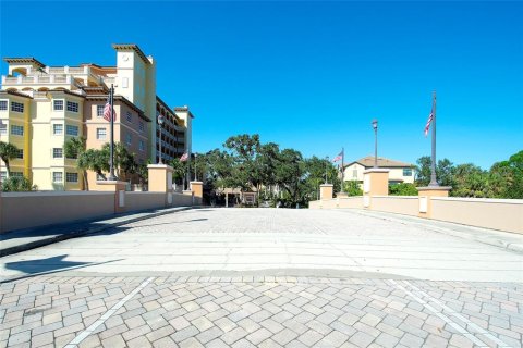Condominio en venta en Sarasota, Florida, 2 dormitorios, 158.49 m2 № 2145096 - foto 2