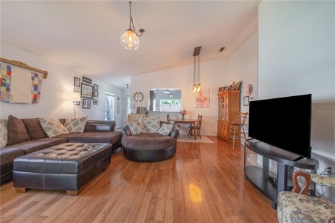 Villa ou maison à vendre à Lake Wales, Floride: 2 chambres, 112.97 m2 № 2403208 - photo 6