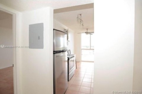 Copropriété à vendre à Miami Beach, Floride: 1 chambre, 75.25 m2 № 2153759 - photo 14