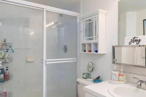 Copropriété à vendre à Miami Beach, Floride: 1 chambre, 75.25 m2 № 2153759 - photo 22