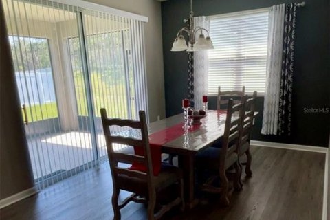 House in Okahumpka, Florida 3 bedrooms, 160.26 sq.m. № 1719547 - photo 11