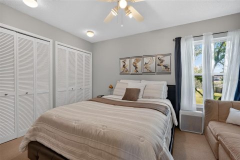 Townhouse in Winter Springs, Florida 2 bedrooms, 107.4 sq.m. № 2208083 - photo 17
