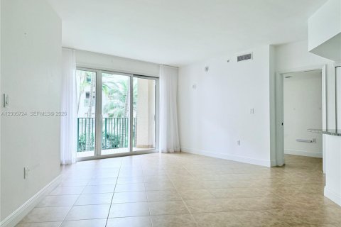 Condo in Aventura, Florida, 2 bedrooms № 2385276 - photo 2
