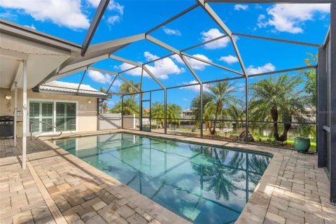 Casa en venta en New Port Richey, Florida, 3 dormitorios, 161.84 m2 № 1910727 - foto 18