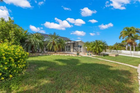 Casa en venta en New Port Richey, Florida, 3 dormitorios, 161.84 m2 № 1910727 - foto 26
