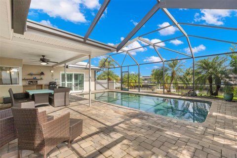 Casa en venta en New Port Richey, Florida, 3 dormitorios, 161.84 m2 № 1910727 - foto 17