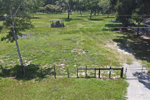 Land in Apopka, Florida № 2109963 - photo 11