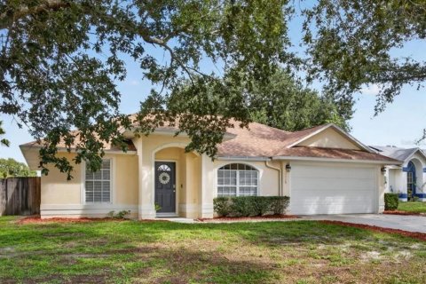 Casa en Apopka, Florida 3 dormitorios, 116.31 m2 № 2384096