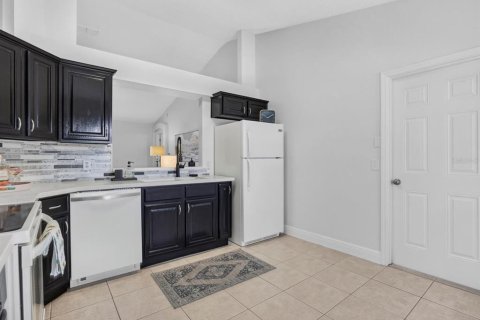 Casa en venta en Apopka, Florida, 3 dormitorios, 116.31 m2 № 2384096 - foto 13