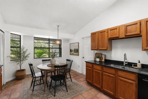 House in Winter Garden, Florida 3 bedrooms, 126.72 sq.m. № 2107550 - photo 16