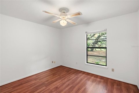 House in Winter Garden, Florida 3 bedrooms, 126.72 sq.m. № 2107550 - photo 26