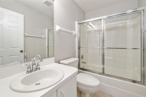 Villa ou maison à vendre à Palmetto, Floride: 2 chambres, 130.9 m2 № 1916666 - photo 29