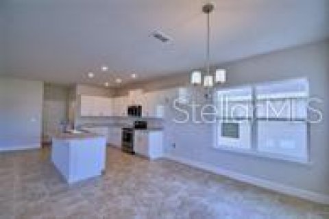 House in Winter Haven, Florida 4 bedrooms, 204.57 sq.m. № 1724661 - photo 7