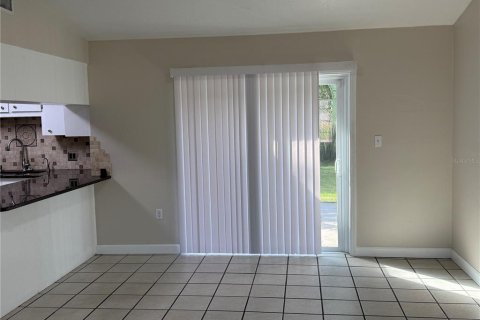 Villa ou maison à vendre à Lakeland, Floride: 3 chambres, 119.01 m2 № 2433669 - photo 4
