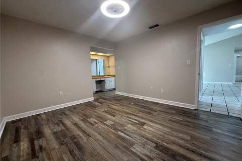 Villa ou maison à vendre à Lakeland, Floride: 3 chambres, 119.01 m2 № 2433669 - photo 11