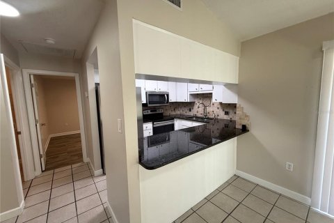Villa ou maison à vendre à Lakeland, Floride: 3 chambres, 119.01 m2 № 2433669 - photo 9
