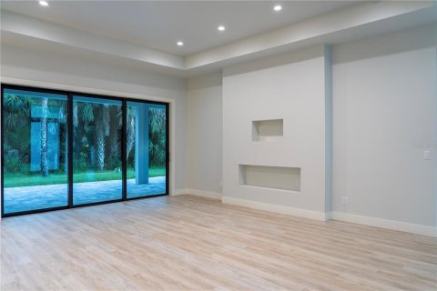 House in North Port, Florida 3 bedrooms, 180.51 sq.m. № 1912111 - photo 24