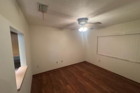 Casa en venta en Palm Bay, Florida, 3 dormitorios, 125.23 m2 № 2246528 - foto 11