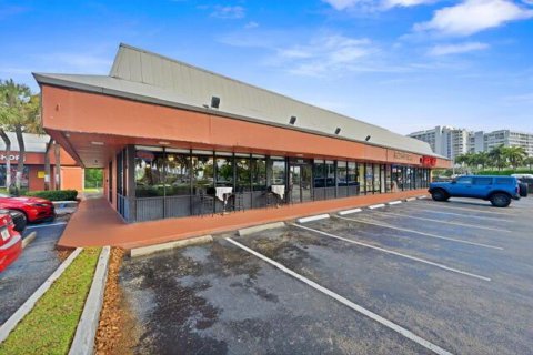 Propiedad comercial en venta en Fort Lauderdale, Florida № 2147057 - foto 25
