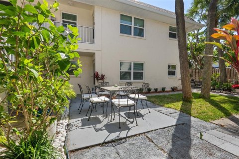 Condominio en venta en Saint Pete Beach, Florida, 2 dormitorios, 93.83 m2 № 1649164 - foto 19