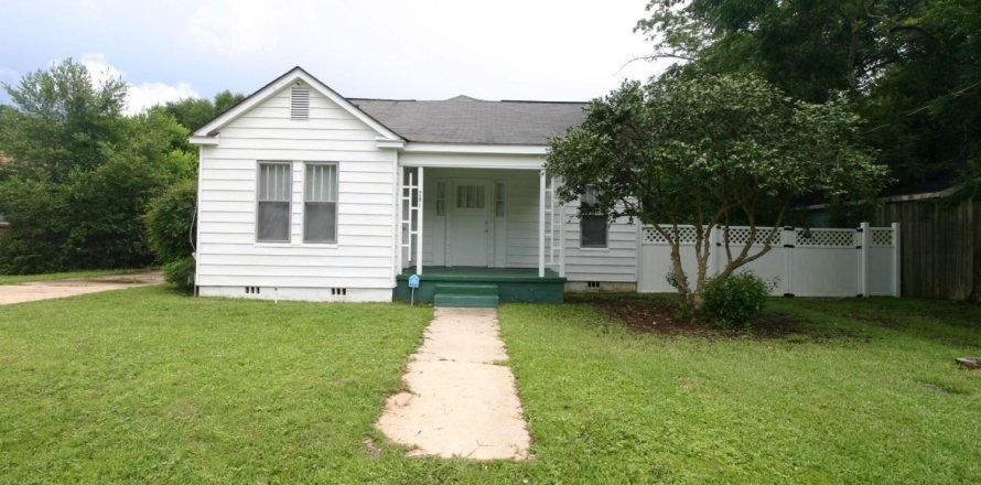 House in Crestview, Florida 3 bedrooms, 144.56 sq.m. № 564556