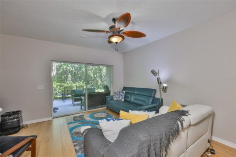 Townhouse in Fish Hawk, Florida 2 bedrooms, 128.48 sq.m. № 1789160 - photo 15