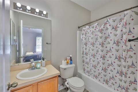 Townhouse in Fish Hawk, Florida 2 bedrooms, 128.48 sq.m. № 1789160 - photo 24