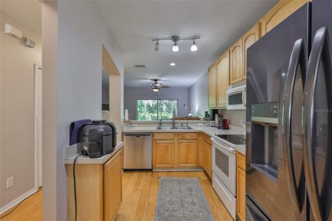 Townhouse in Fish Hawk, Florida 2 bedrooms, 128.48 sq.m. № 1789160 - photo 2