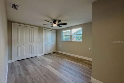 House in Tarpon Springs, Florida 4 bedrooms, 183.11 sq.m. № 1834849 - photo 20