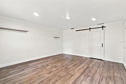 Casa en venta en Lakeland, Florida, 5 dormitorios, 342.9 m2 № 2345557 - foto 16