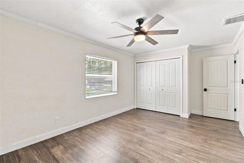 Casa en venta en Lakeland, Florida, 5 dormitorios, 342.9 m2 № 2345557 - foto 12
