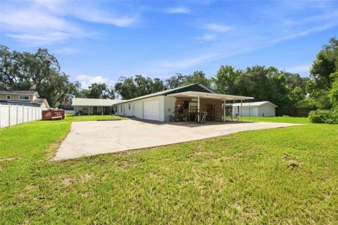 Casa en venta en Lakeland, Florida, 5 dormitorios, 342.9 m2 № 2345557 - foto 6