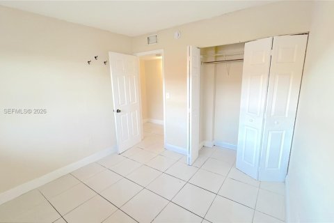 Снять в аренду кондоминиум в Хайалиа, Флорида 3 спальни, 83.61м2, № 2005587 - фото 14