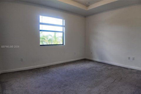 Купить виллу или дом в Майами, Флорида 3 спальни, 154.4м2, № 2052428 - фото 30