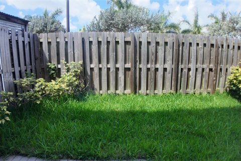 Купить виллу или дом в Майами, Флорида 3 спальни, 154.4м2, № 2052428 - фото 19