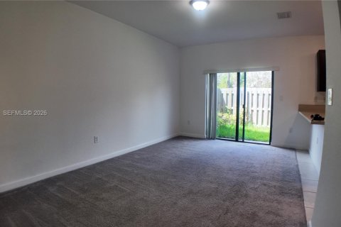 Купить виллу или дом в Майами, Флорида 3 спальни, 154.4м2, № 2052428 - фото 12