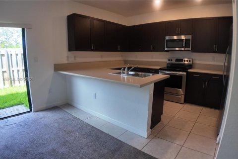 Купить виллу или дом в Майами, Флорида 3 спальни, 154.4м2, № 2052428 - фото 13