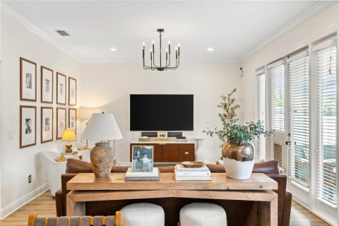 Casa en alquiler en Tampa, Florida, 5 dormitorios, 307.88 m2 № 1821011 - foto 17