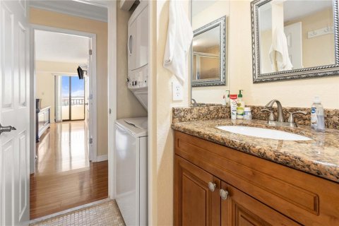 Condo in Clearwater, Florida, 2 bedrooms  № 1592746 - photo 26