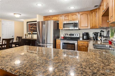 Condo in Clearwater, Florida, 2 bedrooms  № 1592746 - photo 14