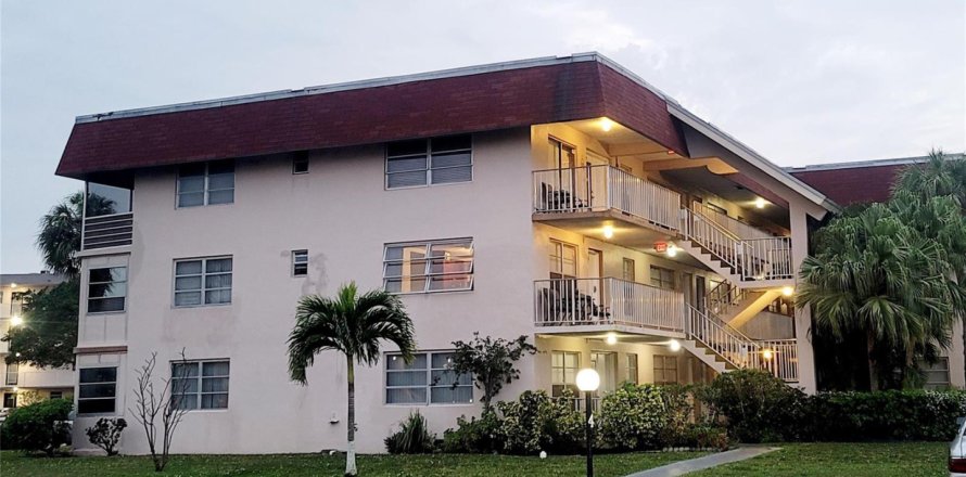 Condo à Lauderdale Lakes, Floride, 1 chambre № 2392553