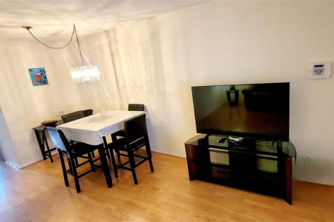 Copropriété à louer à Lauderdale Lakes, Floride: 1 chambre, 61.5 m2 № 2392553 - photo 5